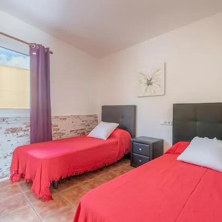 Holiday home Adosado Con Piscina Alcanada